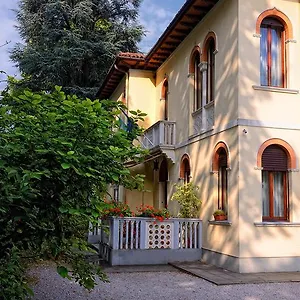 *** Bed & Breakfast Casa Gardenia Venice - Atika & Atif Italië