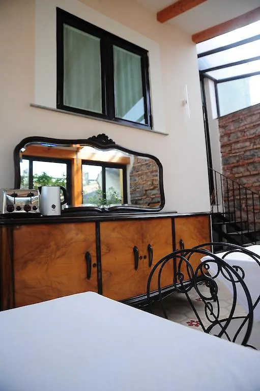 Sangiuliano114 B&B Catania-Fontanarossai nemzetközi repülőtér Panzió