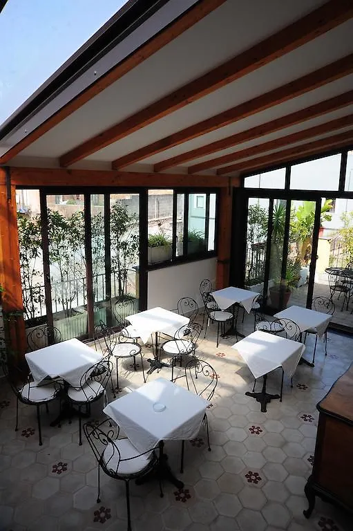 *** Panzió Sangiuliano114 B&B Catania-Fontanarossai nemzetközi repülőtér Olaszország